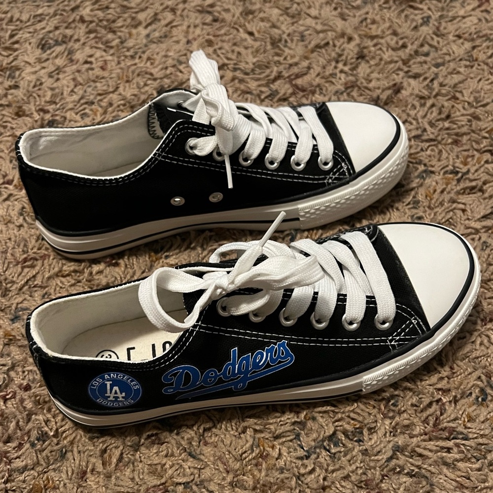 LA Dodgers Shoes Size 5/ EU 35